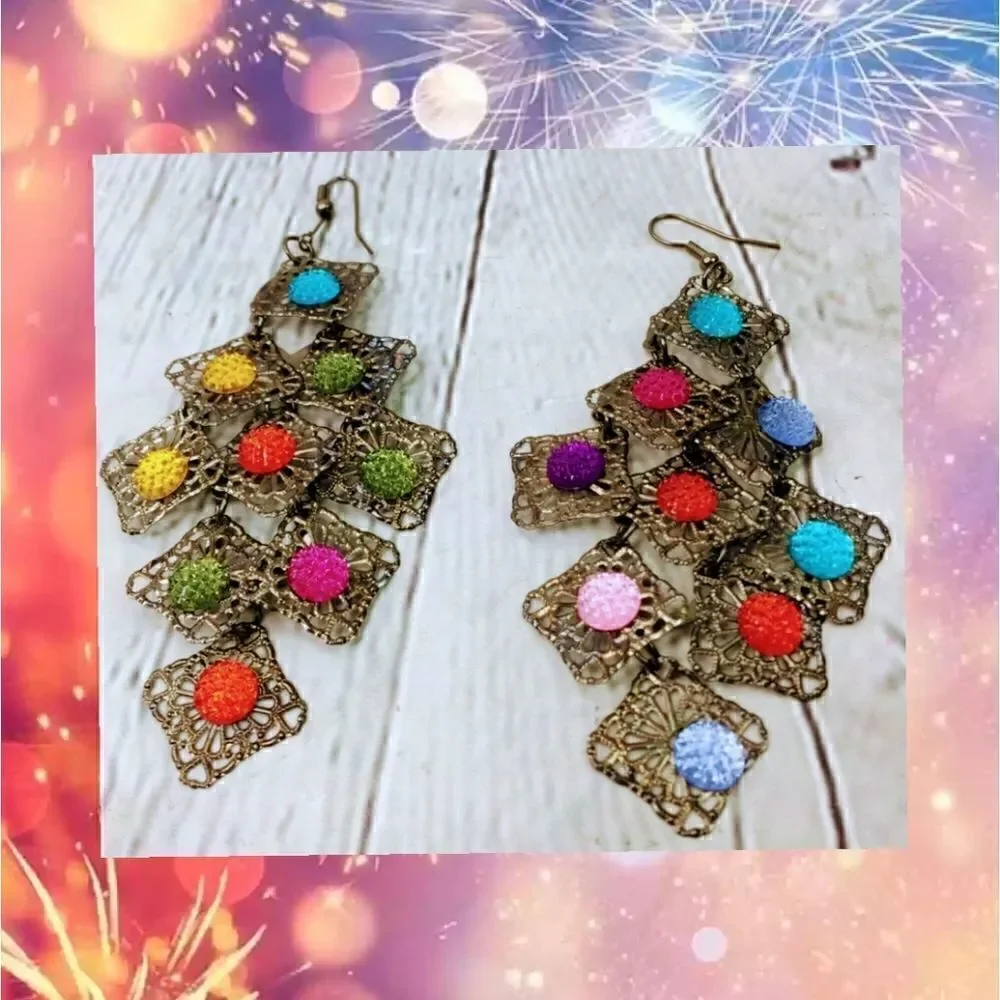 Gorgeous Antique Gold Tone Dangling Earrings Multicolor